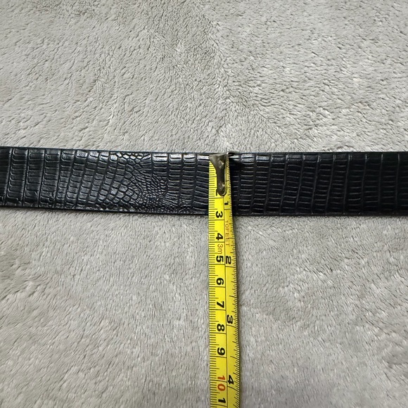 Calvin Klein Black Croc-Embossed Leather Belt with Silver Buckle - Picture 12 of 12